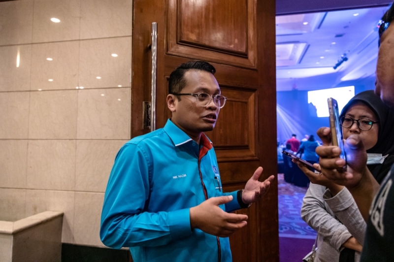 Nik Nazmi: Issues related to raw water supply in Malaysia must be given attention